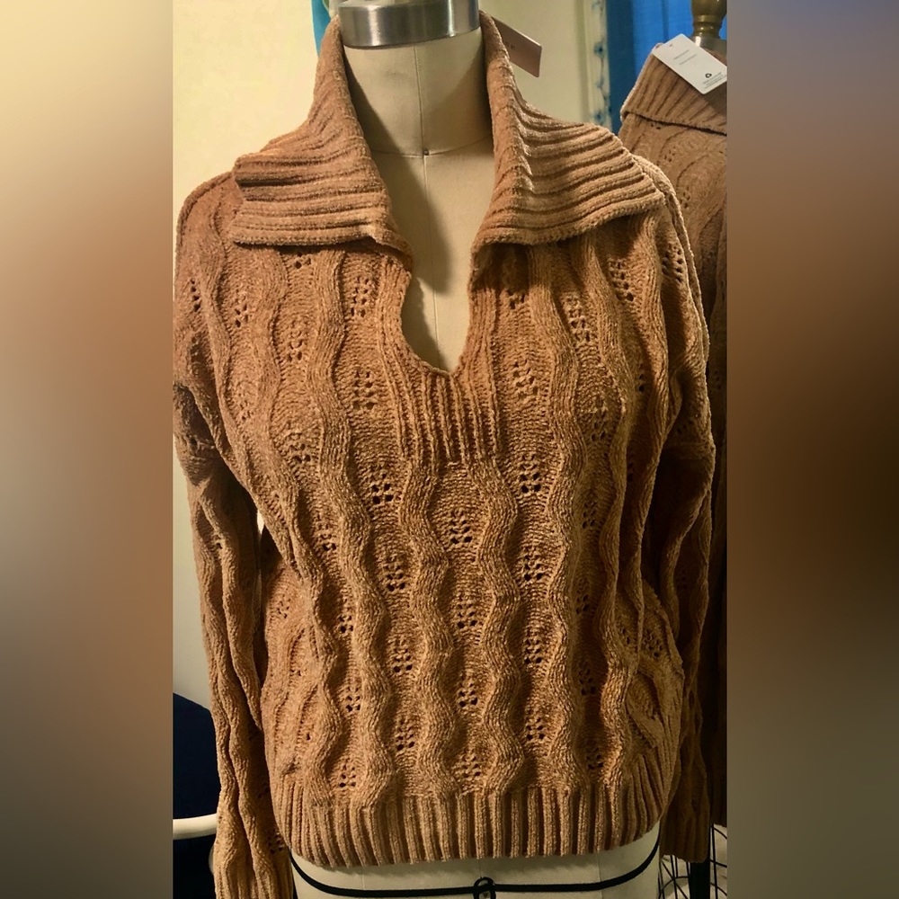 Women’s sweater